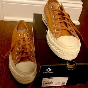 Brand new converse size 7